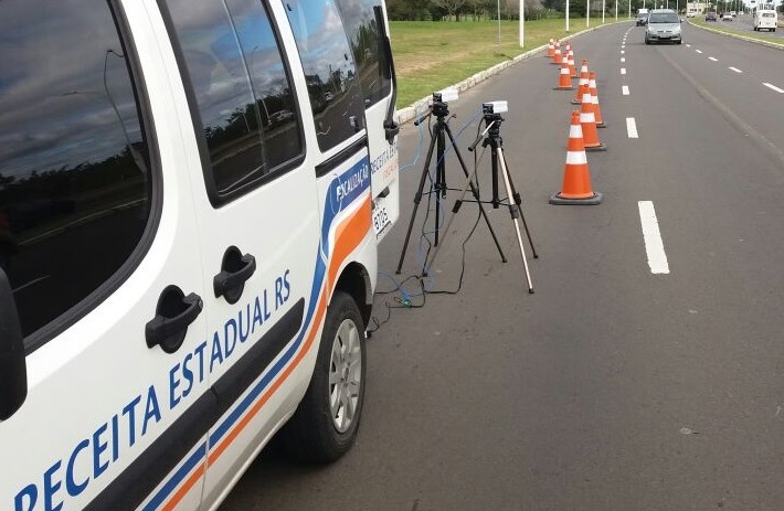 IPVA 2017 - Equipamento tecnológico móvel é a nova ferramenta para encontrar e cobrar quem está com pagamento atrasado.