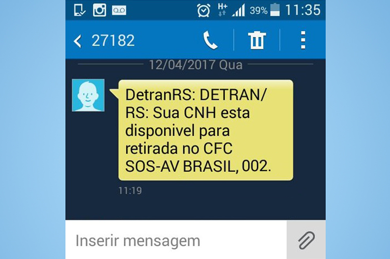 Detran/RS avisa pelo celular quando CNH está disponível para retirada no CFC.