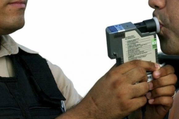 Aprovado aumento de pena para motorista alcoolizado que cometer homicídio.