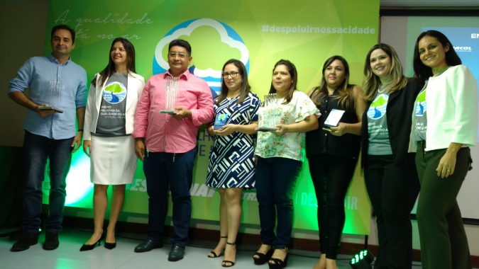 Prêmio reconhece ações de empresas de transporte para melhoria da qualidade do ar.
